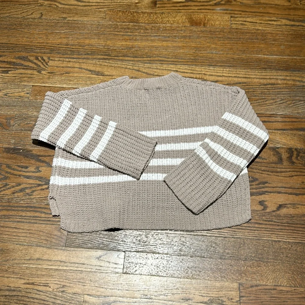 Super Soft Pink Rose Sweater - Picture 3 of 7